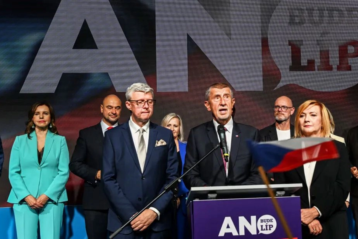Česko žije výsledkem víkendových voleb do Poslanecké sněmovny. Sestaví Andrej Babiš a hnutí ANO vládu? A jak bude vypadat? 