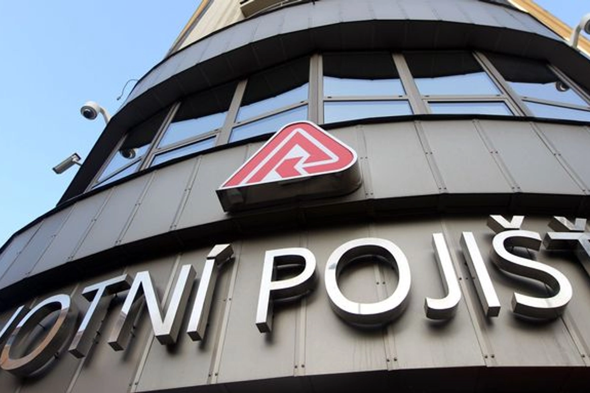 V pražské centrále VZP včera od časného rána zasahovala policie, zadržela 19 lidí