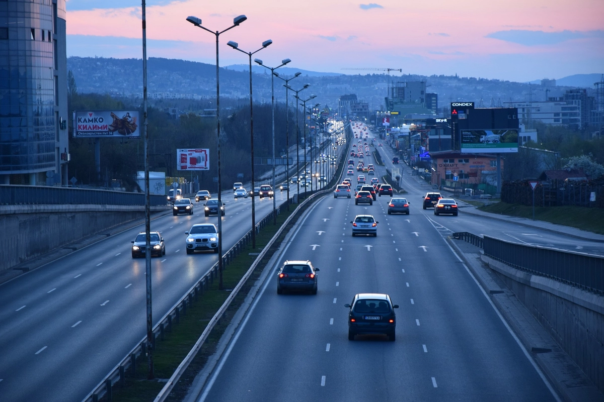 Motoristé budou mít neobvykle štědré Vánoce. Před svátky se zprovozní přes sto kilometrů dálnic