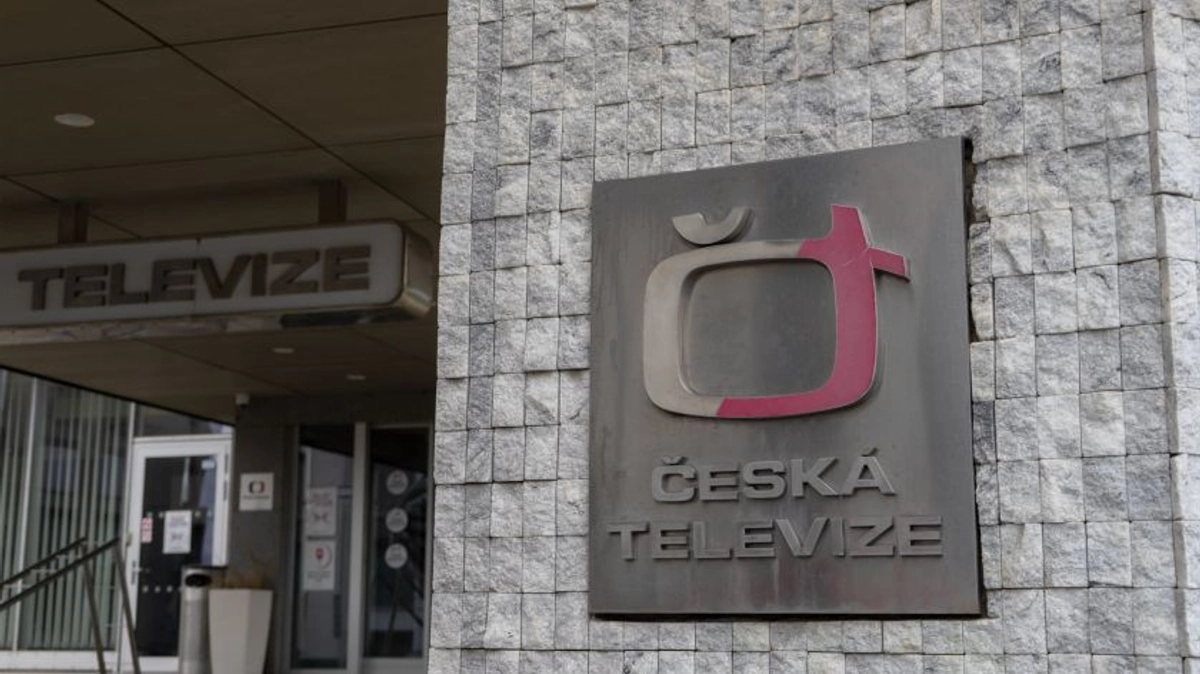 Od května platí za Českou televizi všichni, kdo vlastní mobil, tablet nebo počítač – tedy i bez televizoru