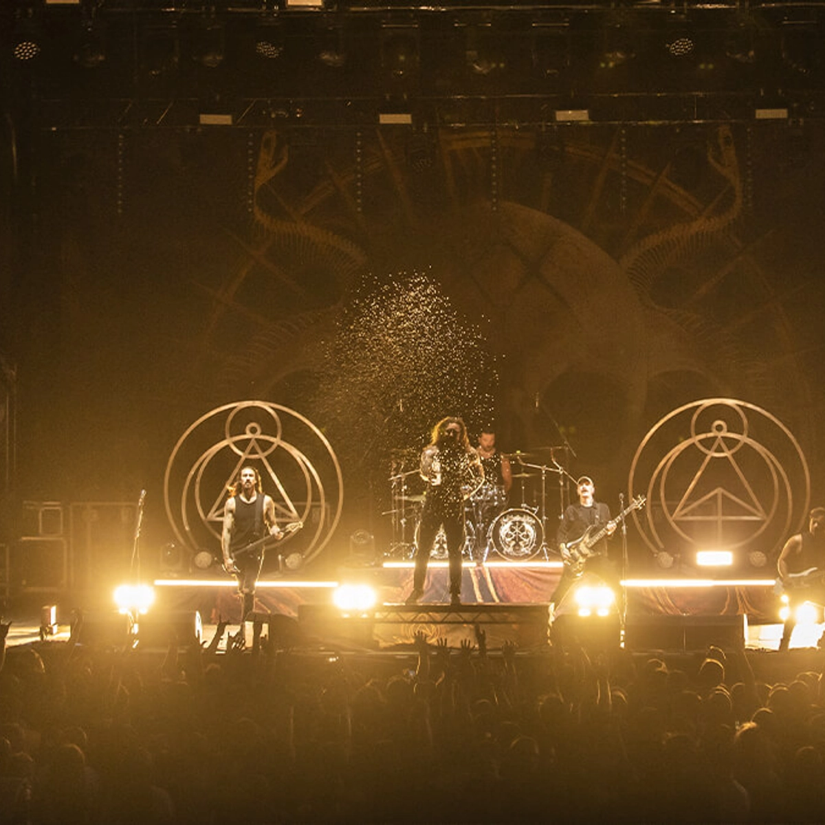 Metalový svátek Brutal Assault dnes odstartoval ve vojenské pevnosti Josefov