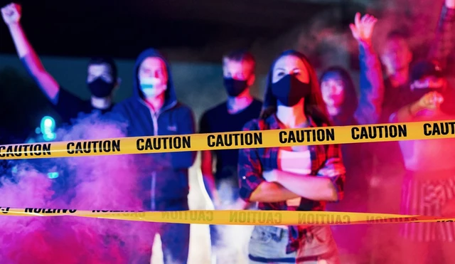 Bombové hrozby na Slovensku - máme se bát o bezpečí nebo o svobodu?