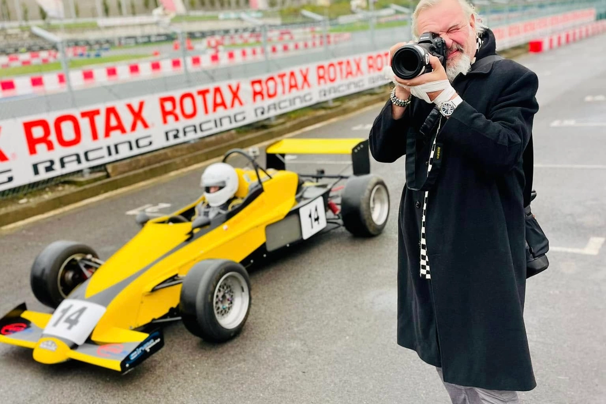 Fotograf a moderátor motorsportu Martin Straka: Auta jsou mou láskou od doby, kdy jsem v šesti letech viděl film Le Mans se Steve McQueenem 