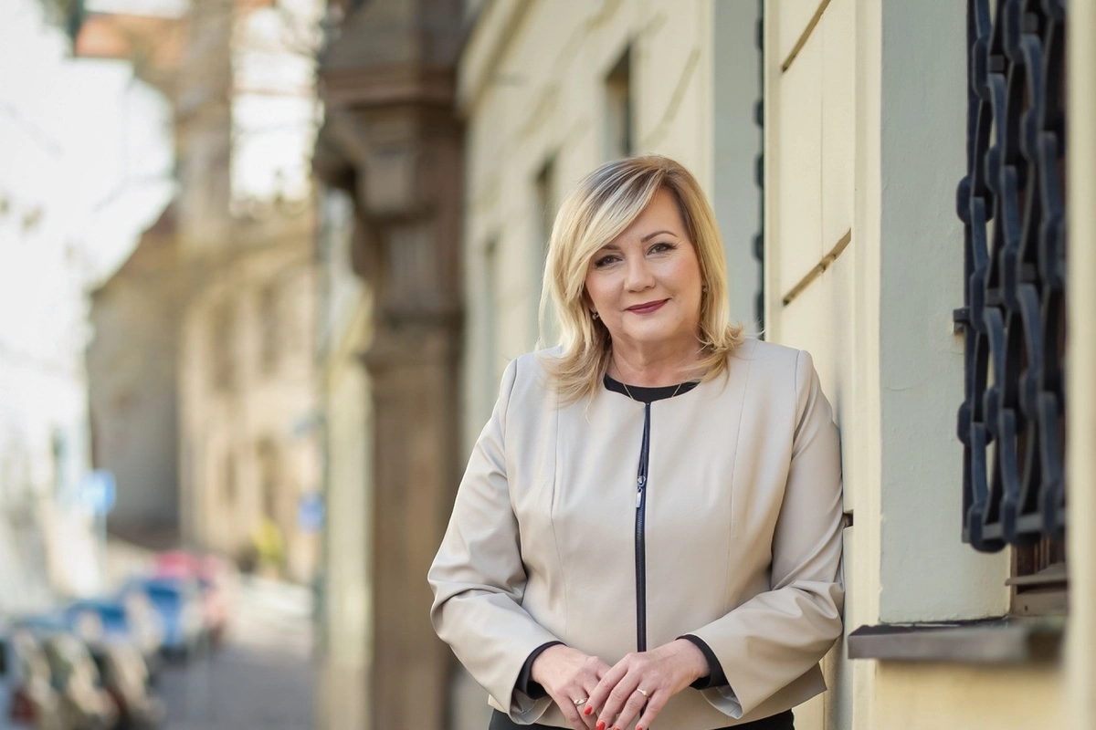 Politikům porostou platy. Nehorázné, hodnotí rozhodnutí sněmovny Schillerová z ANO