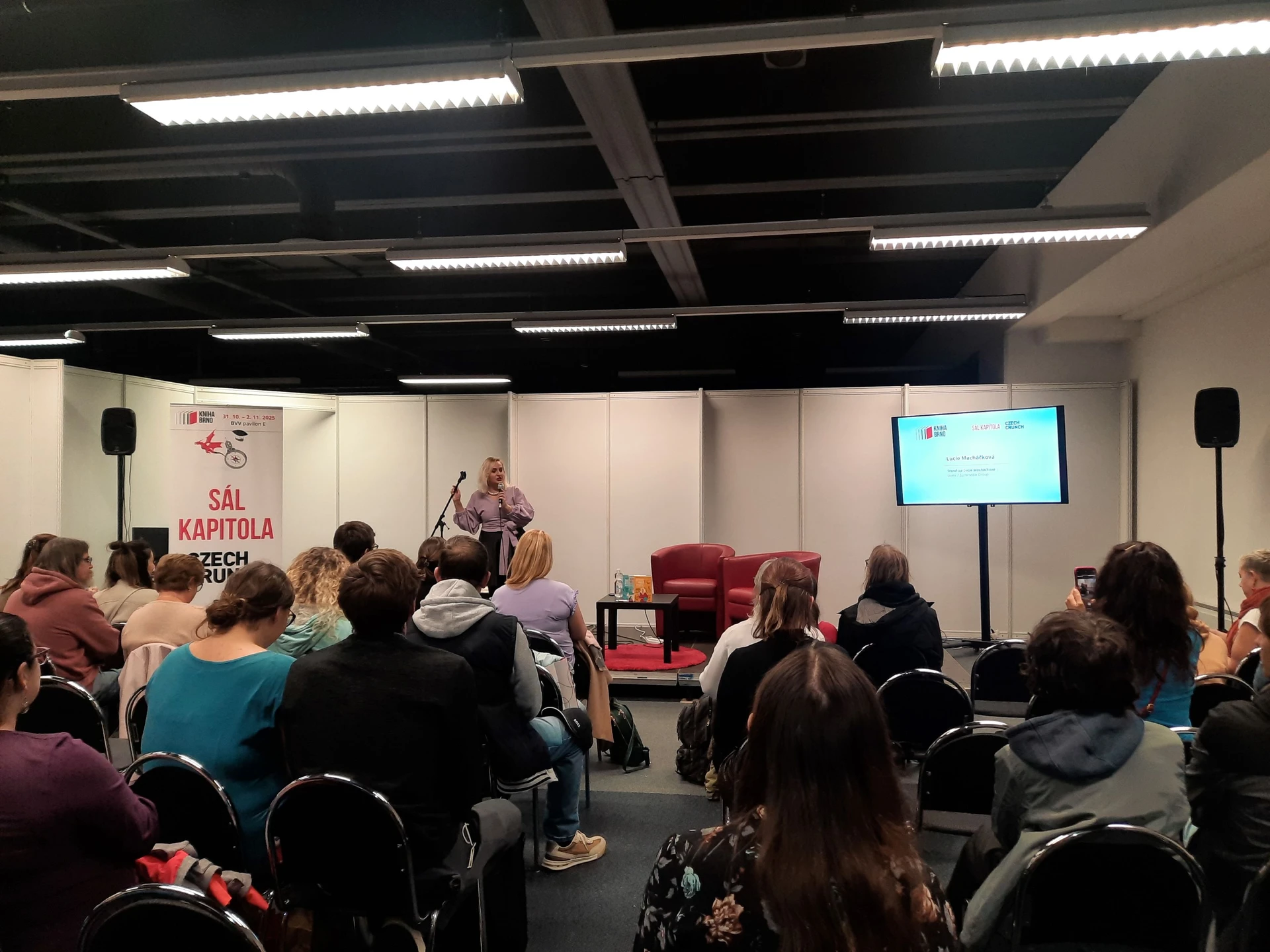 Stand-up Lucie Macháčkové