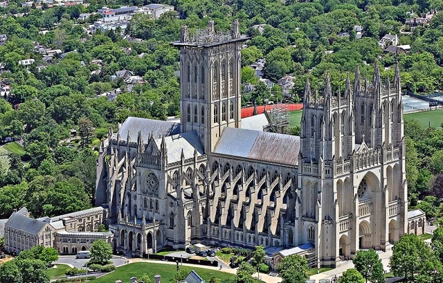 Ke konfliktu mezi prezidentem Trumpem a episkopální biskupkou Buddeovou