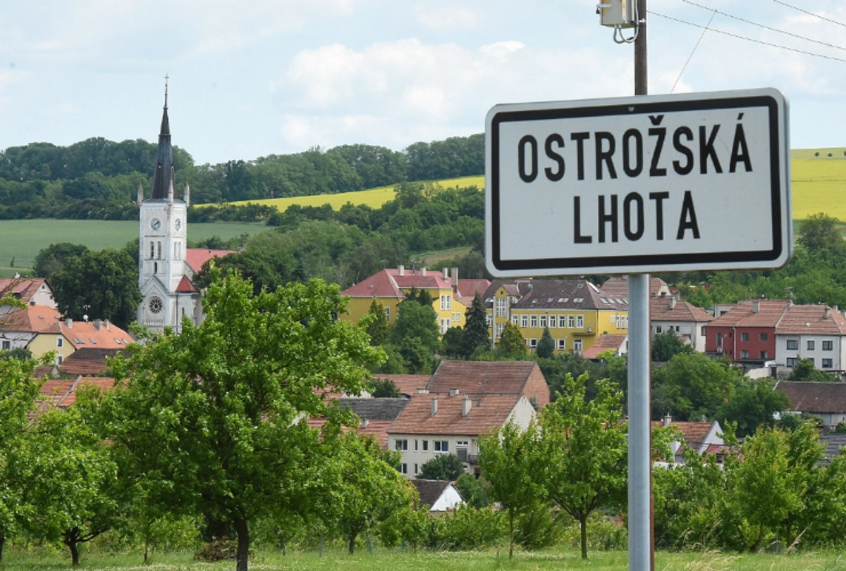 Ostrožská Lhota