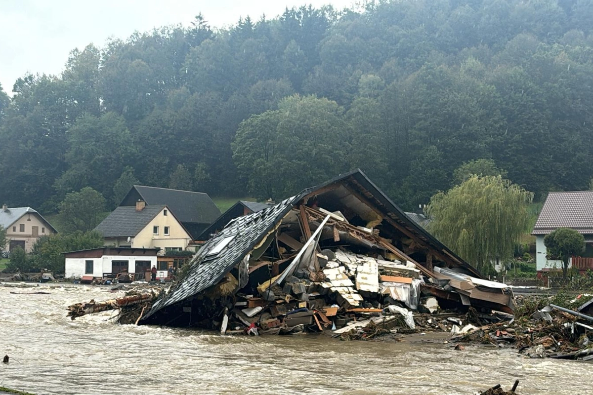 Tisíce lidí na Jesenicku bez plynu zůstat nemůžou. Pomoc bude, slibuje ministr Petr Hladík