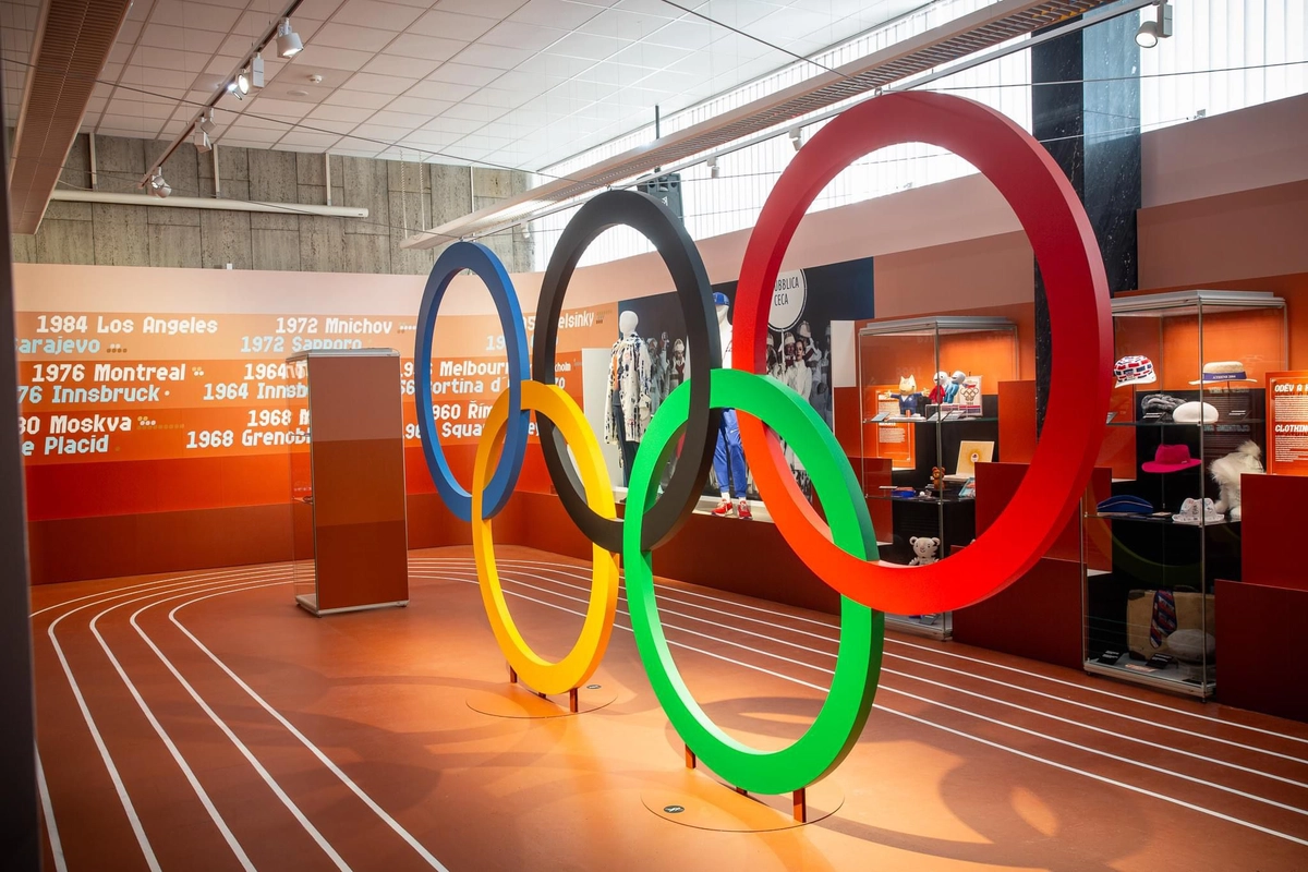 Sto let staré olympijské záběry nebo Zátopkovy medaile. Národní muzeum je plné nikdy nevystavovaných předmětů