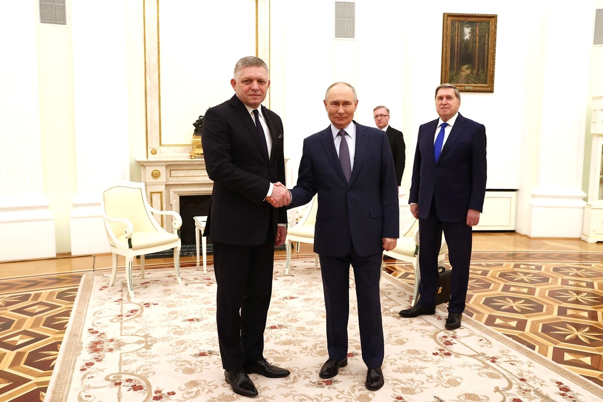 Fico byl minulý týden v Moskvě, kde se setkal s prezidentem Putinem. Návštěva vyvolala vlnu kritiky v Evropské unii i mezi zahraničněpolitickými experty