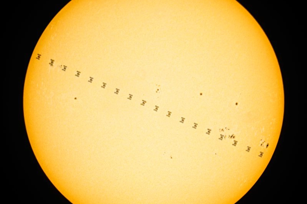 V noci na zítřek čeká milovníky noční oblohy jedinečná podívaná. Venuše bude blízko Jupiteru a na obloze bude i motýl