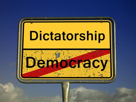 Když politik chrání demokracii