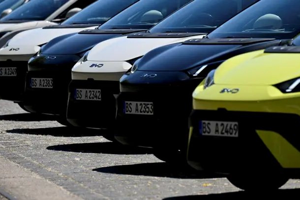 Start čínské automobilky BYD nebyl zrovna přesvědčivý. Do konce srpna se neprodalo ani 100 aut