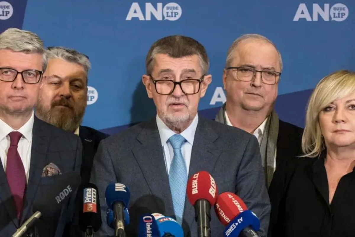 Jak by po volbách mohla vypadat vláda pod vedením hnutí ANO? Babiš by šel do vlády s Okamurou